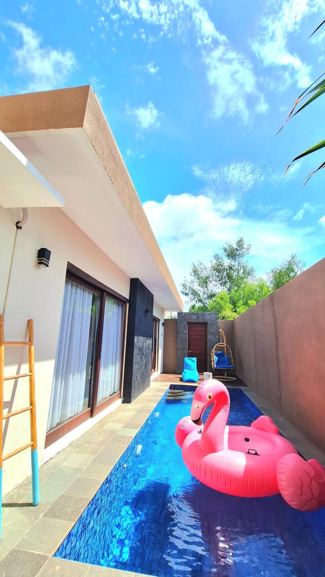 Taj Maza Sunset Villas Gili Trawangan Luaran gambar