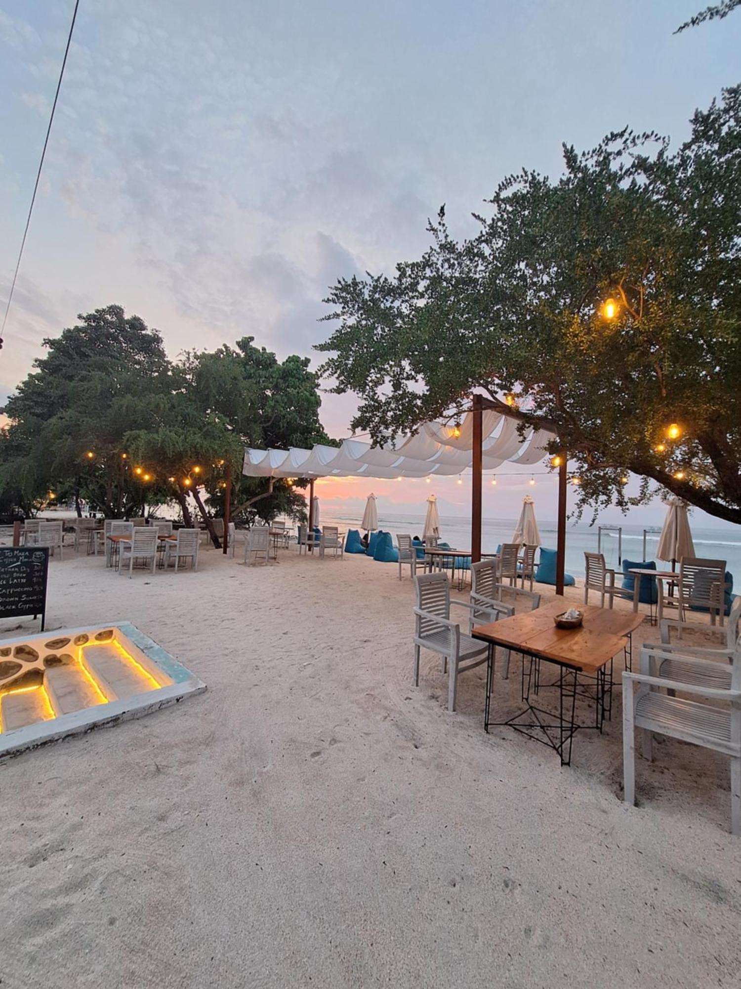 Taj Maza Sunset Villas Gili Trawangan Luaran gambar